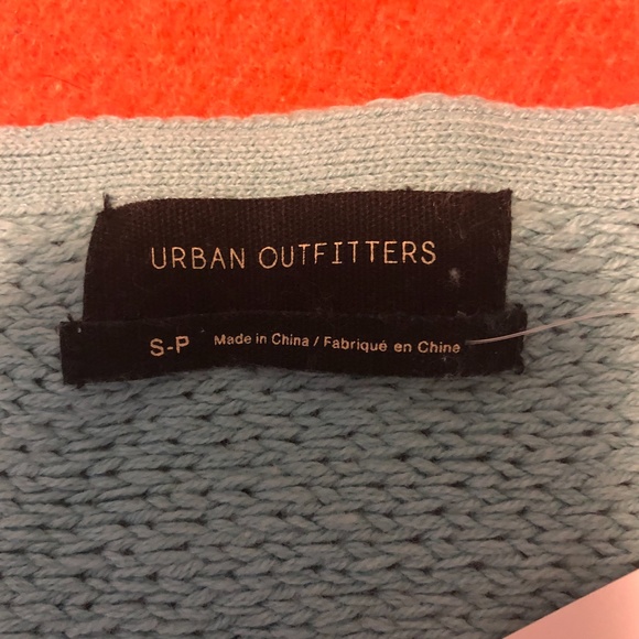Urban Outfitters Tilda blue oversized sweater NWT - Picture 5 of 9